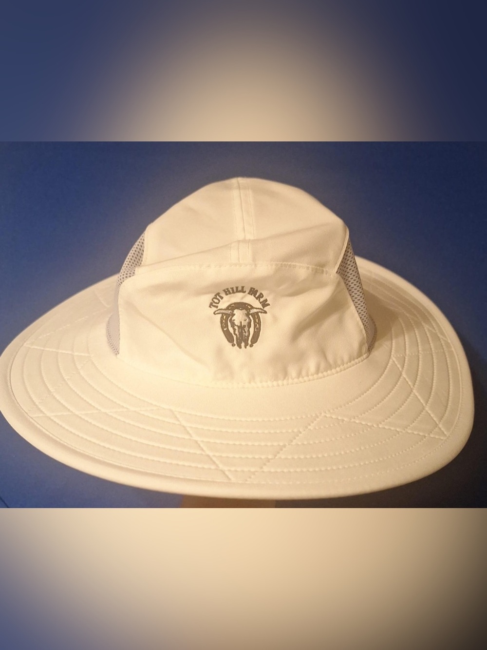 Tot Hill Farm Golf Club NC Imperial Coolcore White Bucket Hat size S/M